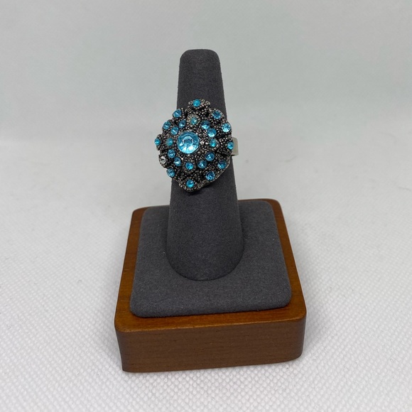 Vintage Jewelry - Vintage Sparkly Blue & Clear Stone Silver Band Statement Costume Cocktail Ring